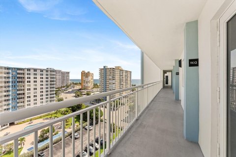 Copropriété à vendre à Pompano Beach, Floride: 1 chambre, 72 m2 № 2251476 - photo 5