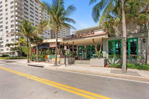 Copropriété à vendre à Pompano Beach, Floride: 1 chambre, 72 m2 № 2251476 - photo 3