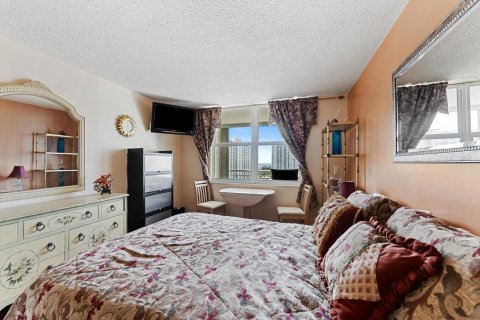 Copropriété à vendre à Pompano Beach, Floride: 1 chambre, 72 m2 № 2251476 - photo 22