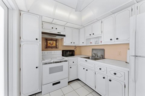 Copropriété à vendre à Pompano Beach, Floride: 1 chambre, 72 m2 № 2251476 - photo 7