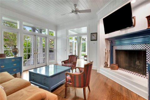 Casa en venta en Tampa, Florida, 5 dormitorios, 545.71 m2 № 1795172 - foto 13