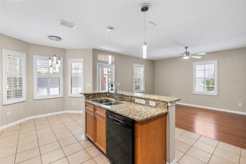 House in Fish Hawk, Florida 4 bedrooms, 236.9 sq.m. № 2223406 - photo 24