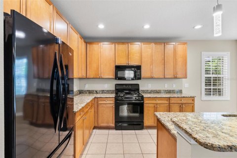 House in Fish Hawk, Florida 4 bedrooms, 236.9 sq.m. № 2223406 - photo 22