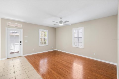 House in Fish Hawk, Florida 4 bedrooms, 236.9 sq.m. № 2223406 - photo 16