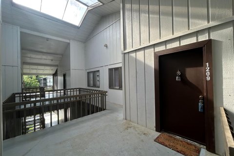 Condominio en alquiler en Gainesville, Florida, 1 dormitorio, 65.22 m2 № 1915727 - foto 1