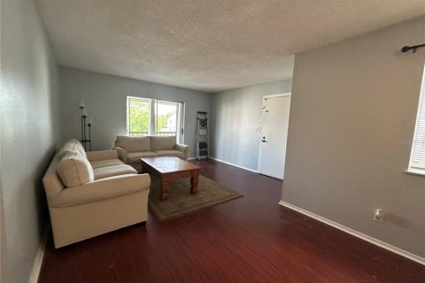 Condominio en alquiler en Gainesville, Florida, 1 dormitorio, 65.22 m2 № 1915727 - foto 6