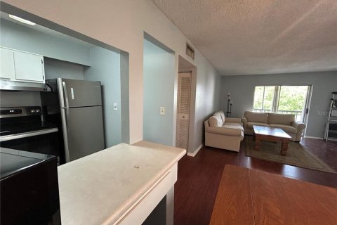 Condominio en alquiler en Gainesville, Florida, 1 dormitorio, 65.22 m2 № 1915727 - foto 4