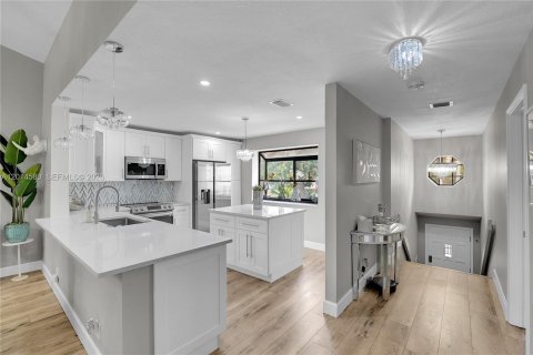 Condo in Boca Raton, Florida, 3 bedrooms № 2076564 - photo 4
