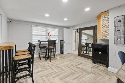 Immobilier commercial à louer à Orlando, Floride: 166.85 m2 № 2101180 - photo 9