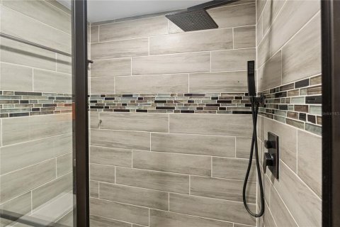 Immobilier commercial à louer à Orlando, Floride: 166.85 m2 № 2101180 - photo 16