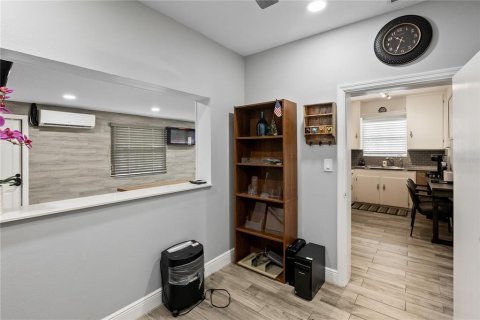 Immobilier commercial à louer à Orlando, Floride: 166.85 m2 № 2101180 - photo 27