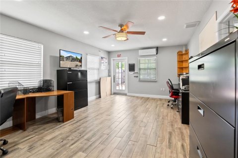 Immobilier commercial à louer à Orlando, Floride: 166.85 m2 № 2101180 - photo 22