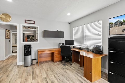 Immobilier commercial à louer à Orlando, Floride: 166.85 m2 № 2101180 - photo 21