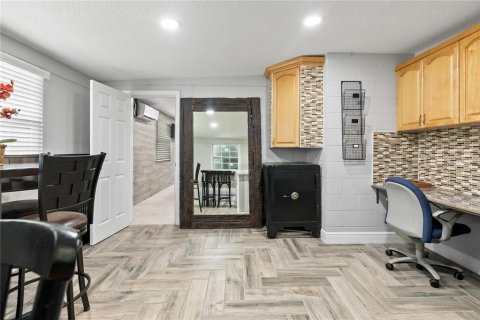 Immobilier commercial à louer à Orlando, Floride: 166.85 m2 № 2101180 - photo 7