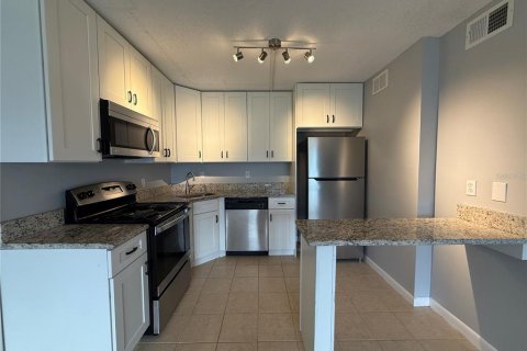 Condominio en venta en Sanford, Florida, 1 dormitorio, 62.71 m2 № 2209514 - foto 4