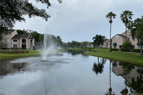 Condo in Miramar, Florida, 2 bedrooms  № 2190752 - photo 28