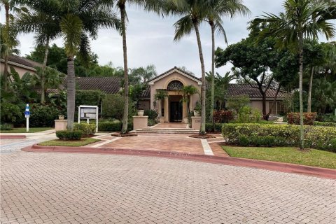 Condo in Miramar, Florida, 2 bedrooms  № 2190752 - photo 25