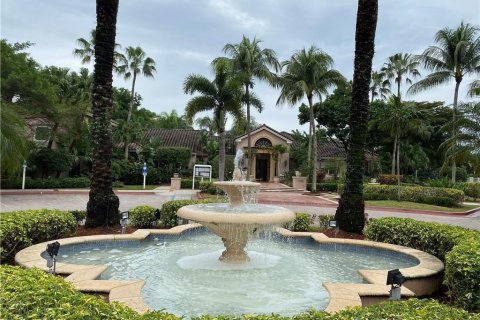 Condo in Miramar, Florida, 2 bedrooms  № 2190752 - photo 24