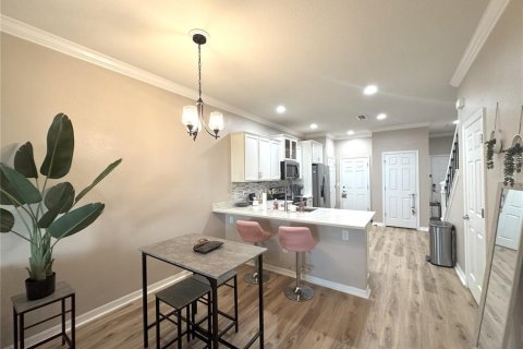 Touwnhouse à louer à Riverview, Floride: 2 chambres, 147.53 m2 № 2418618 - photo 7