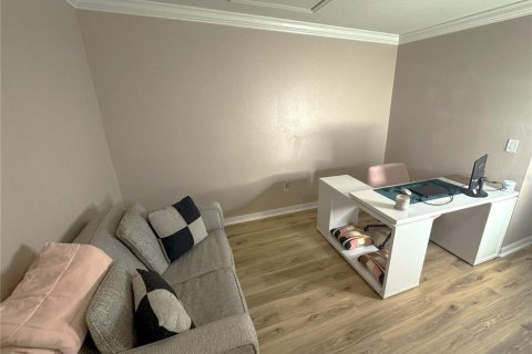 Touwnhouse à louer à Riverview, Floride: 2 chambres, 147.53 m2 № 2418618 - photo 17
