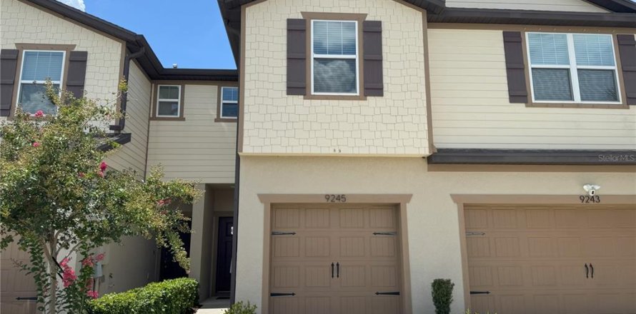 Touwnhouse à Riverview, Floride 2 chambres, 147.53 m2 № 2418618