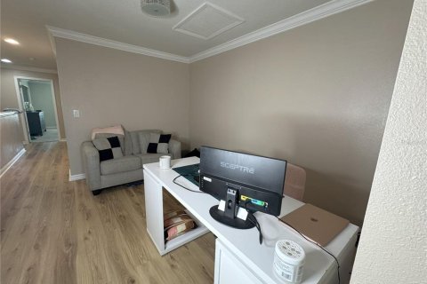 Touwnhouse à louer à Riverview, Floride: 2 chambres, 147.53 m2 № 2418618 - photo 16