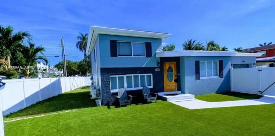 Casa en Fort Lauderdale, Florida 5 dormitorios, 226.68 m2 № 2046195