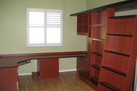 House in Port St. Lucie, Florida 2 bedrooms, 183.76 sq.m. № 2275809