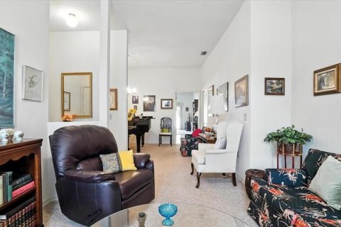 House in Gainesville, Florida 2 bedrooms, 111.3 sq.m. № 1798619 - photo 8