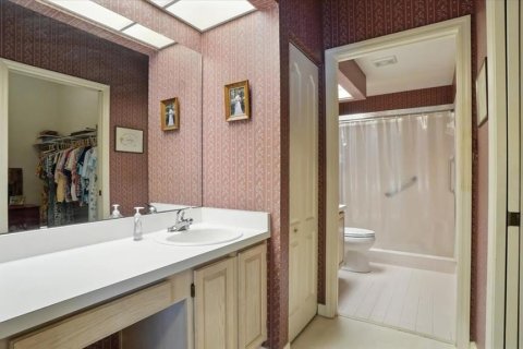 House in Gainesville, Florida 2 bedrooms, 111.3 sq.m. № 1798619 - photo 24