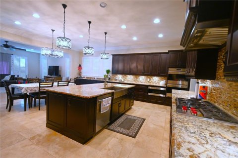 Купить виллу или дом в Санфорд, Флорида 13 комнат, 571.26м2, № 1110953 - фото 14