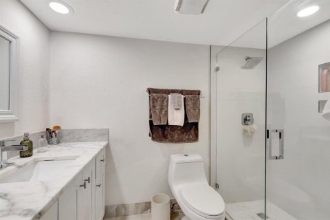 Condo in Lake Worth, Florida, 3 bedrooms  № 2245547 - photo 28