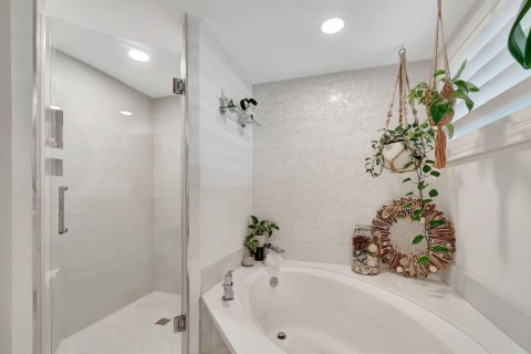 Condo in Lake Worth, Florida, 3 bedrooms  № 2245547 - photo 25