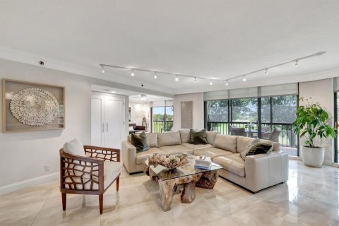 Condo in Lake Worth, Florida, 3 bedrooms  № 2245547 - photo 8