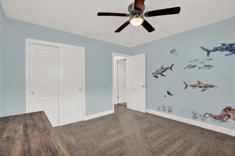 House in Seminole, Florida 4 bedrooms, 209.77 sq.m. № 1823066 - photo 20