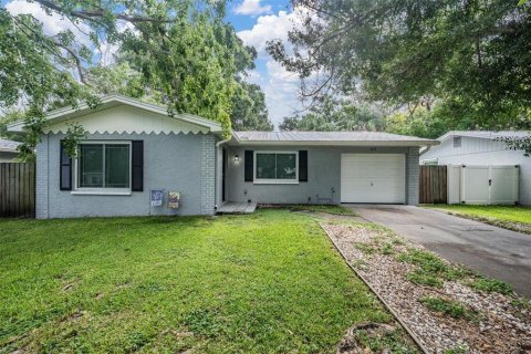 House in Clearwater, Florida 3 bedrooms, 116.69 sq.m. № 1879775 - photo 1