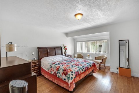 Townhouse in Plantation, Florida 4 bedrooms, 187.66 sq.m. № 1818211 - photo 19