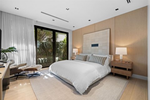 Casa en venta en Golden Beach, Florida, 6 dormitorios, 506.97 m2 № 1983511 - foto 26