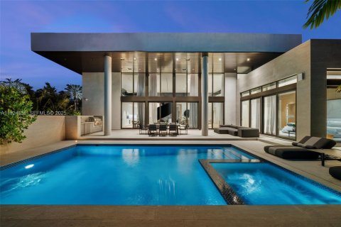 Casa en venta en Golden Beach, Florida, 6 dormitorios, 506.97 m2 № 1983511 - foto 18