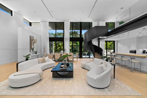 Casa en venta en Golden Beach, Florida, 6 dormitorios, 506.97 m2 № 1983511 - foto 11