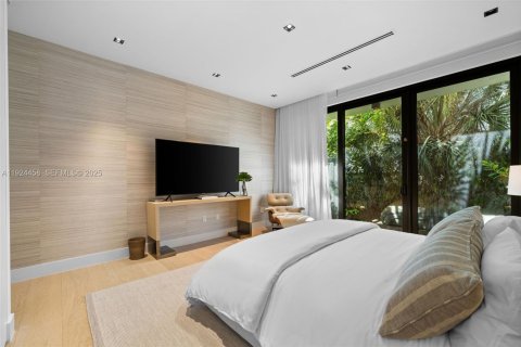 Casa en venta en Golden Beach, Florida, 6 dormitorios, 506.97 m2 № 1983511 - foto 27