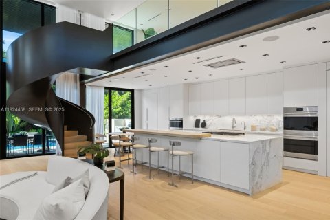 Casa en venta en Golden Beach, Florida, 6 dormitorios, 506.97 m2 № 1983511 - foto 21