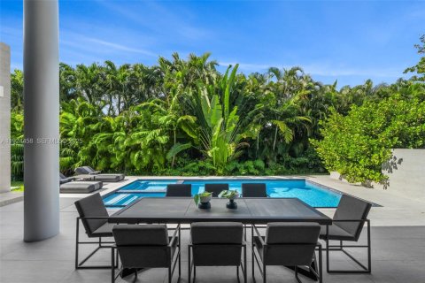 Casa en venta en Golden Beach, Florida, 6 dormitorios, 506.97 m2 № 1983511 - foto 30