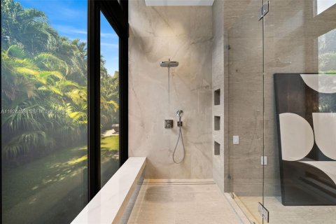 Casa en venta en Golden Beach, Florida, 6 dormitorios, 506.97 m2 № 1983511 - foto 19