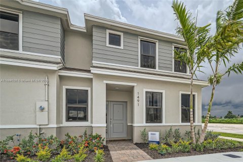 Touwnhouse à louer à Florida City, Floride: 3 chambres, 133.78 m2 № 1839480 - photo 1