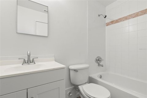 Condo in Kissimmee, Florida, 2 bedrooms № 2228403 - photo 9