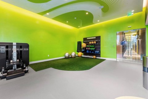 Condominio en venta en Miami, Florida, 3 dormitorios, 103.12 m2 № 2027746 - foto 28