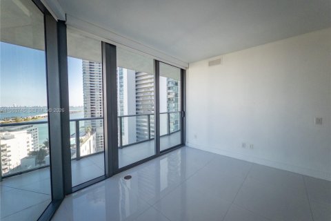 Condominio en venta en Miami, Florida, 3 dormitorios, 103.12 m2 № 2027746 - foto 8
