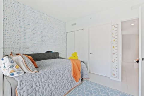 Купить кондоминиум в Майами, Флорида 2 спальни, 118.82м2, № 1738243 - фото 24