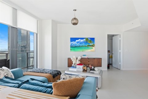 Купить кондоминиум в Майами, Флорида 2 спальни, 118.82м2, № 1738243 - фото 6